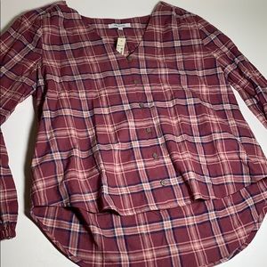 Madewell v neck plaid lightweight shirt size small